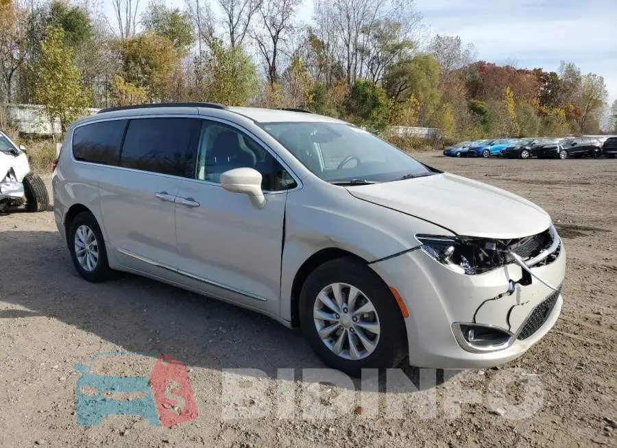 2C4RC1BG0HR609346 Photo# 4