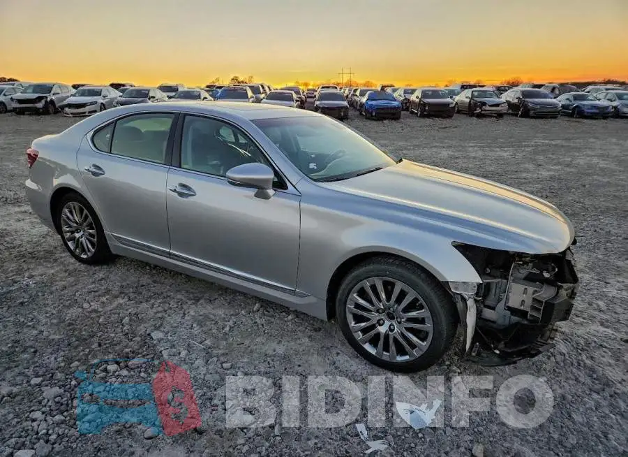 JTHBL5EF6H5147088 Photo# 4