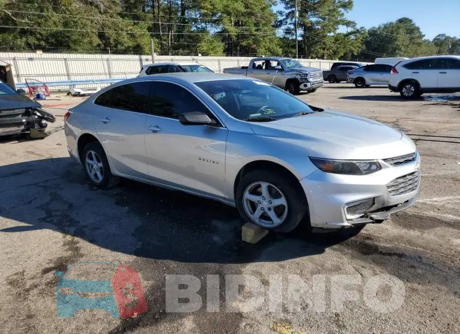 1G1ZB5ST1HF142882 Photo# 4
