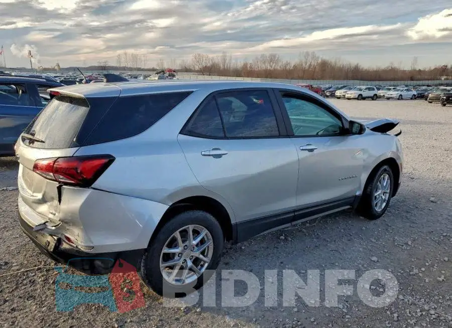2GNAXSEV9N6122572 Photo# 3