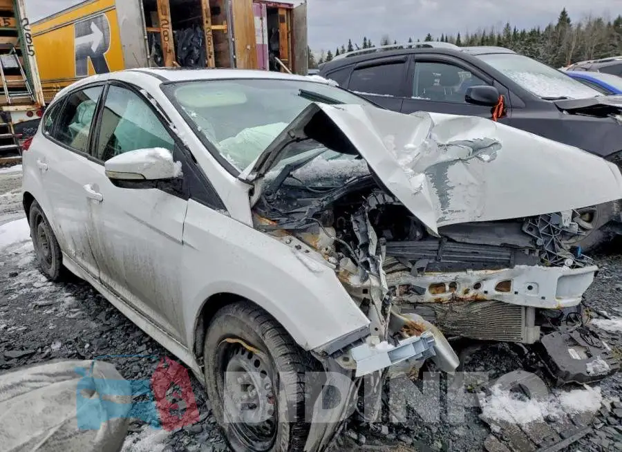 1FADP3K28GL209921 Photo# 4