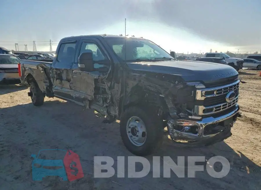 1FT8W3DN1PEC64186 Photo# 4