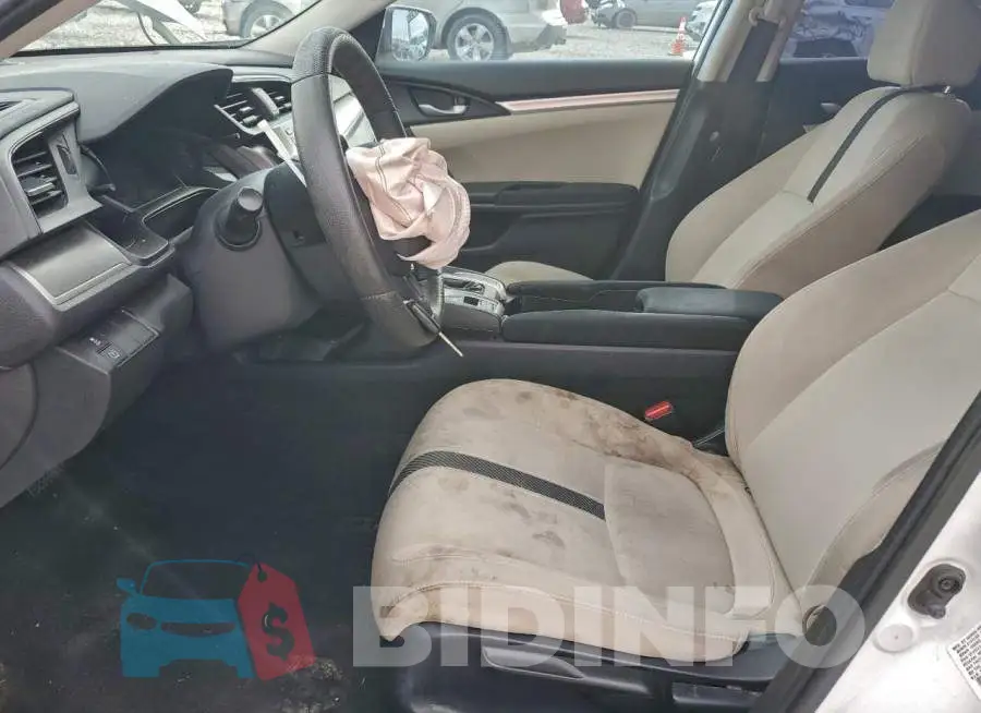 19XFC2F55JE005137 Photo# 7
