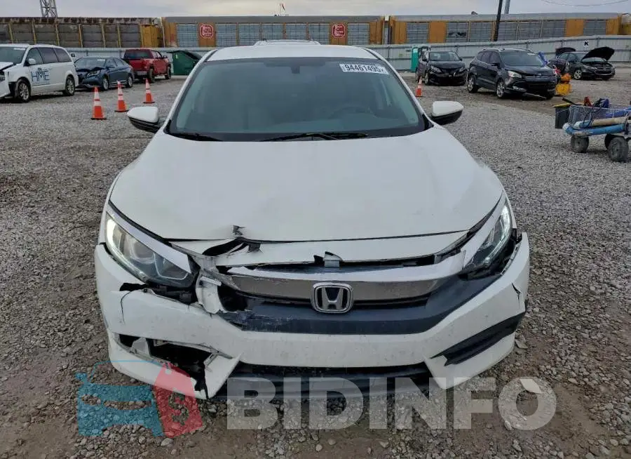 19XFC2F55JE005137 Photo# 5