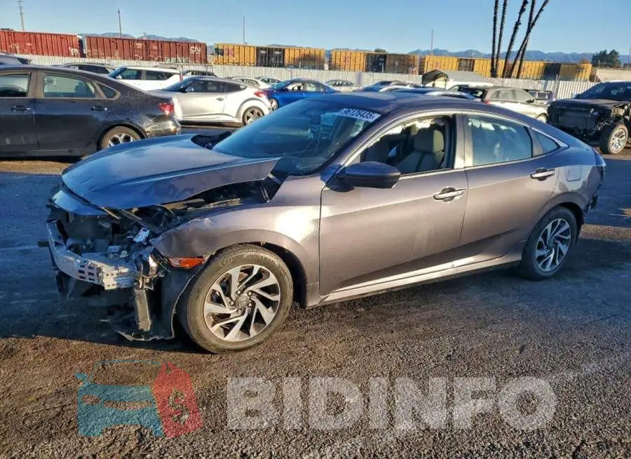 19XFC2F71HE222373 Photo# 1
