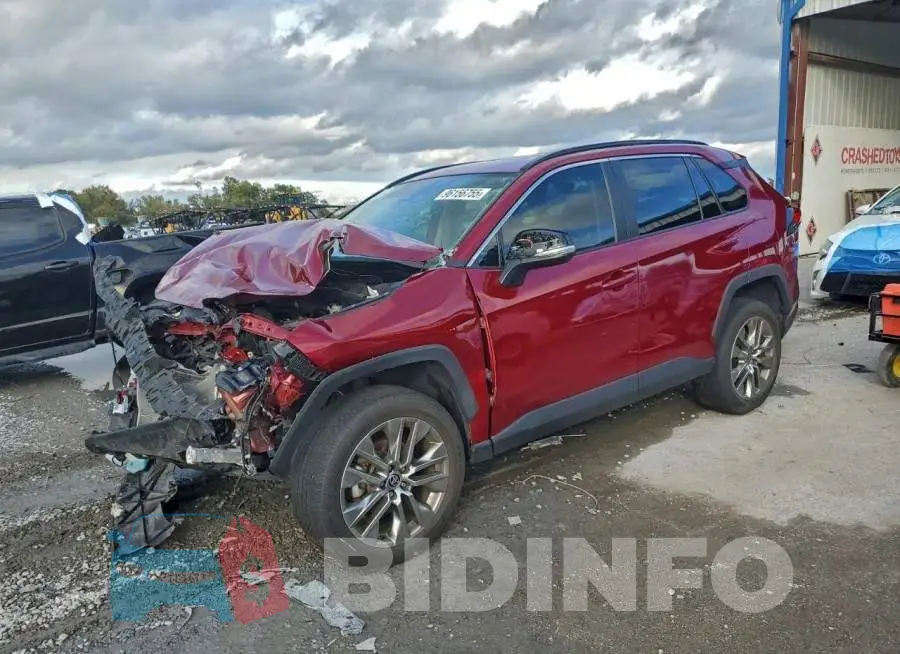 2T3C1RFV4NW217085 Photo# 1