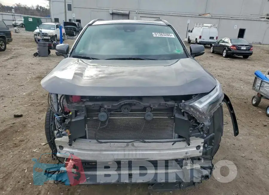 JTMRWRFV1PJ056529 Photo# 5