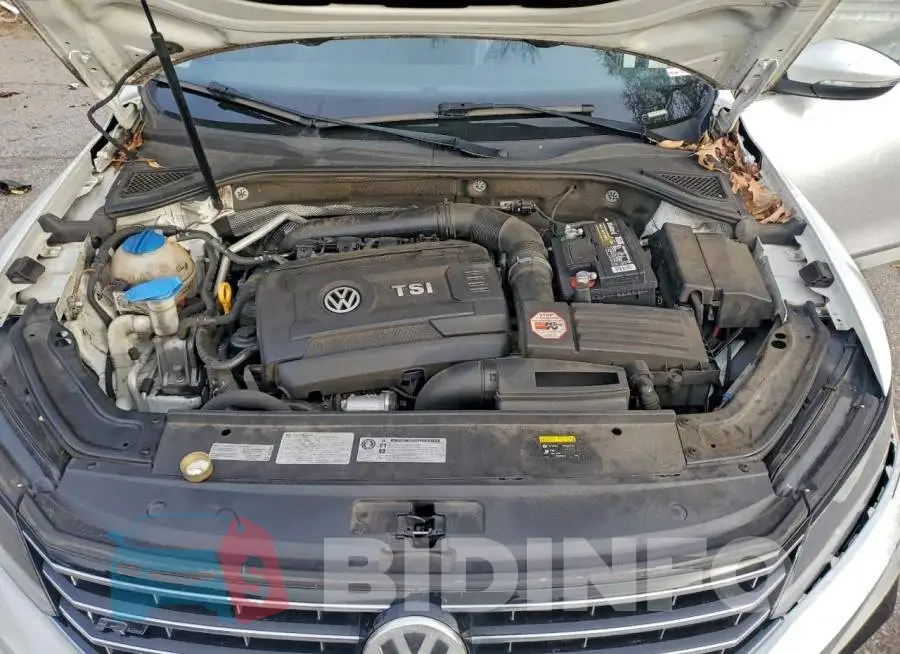 1VWDT7A36HC003907 Photo# 11