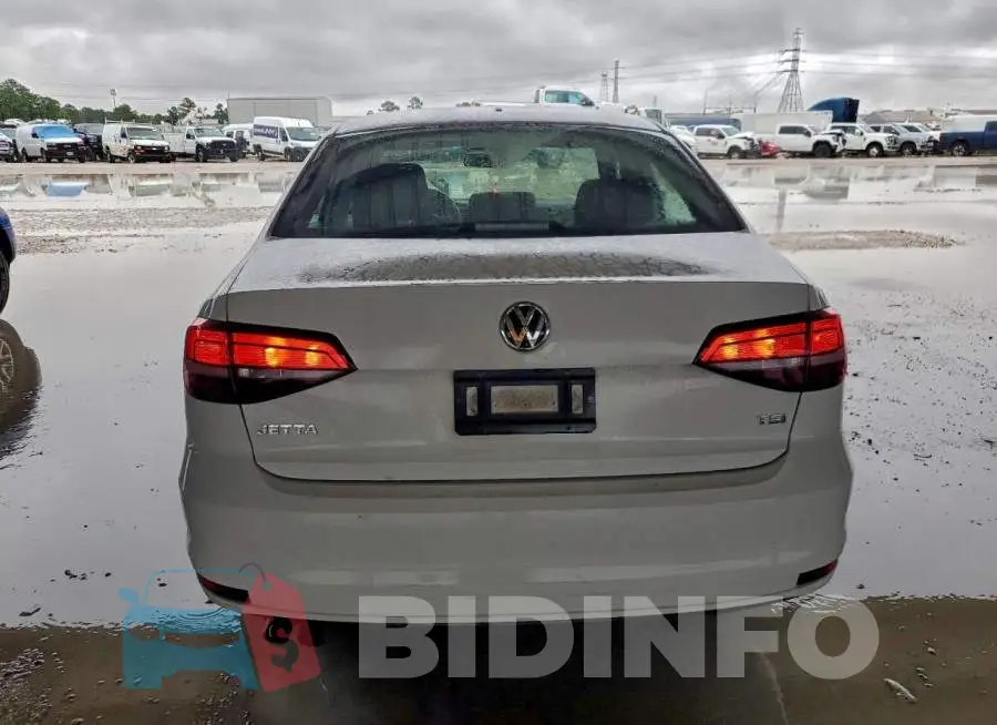 3VW2B7AJ2HM340971 Photo# 6