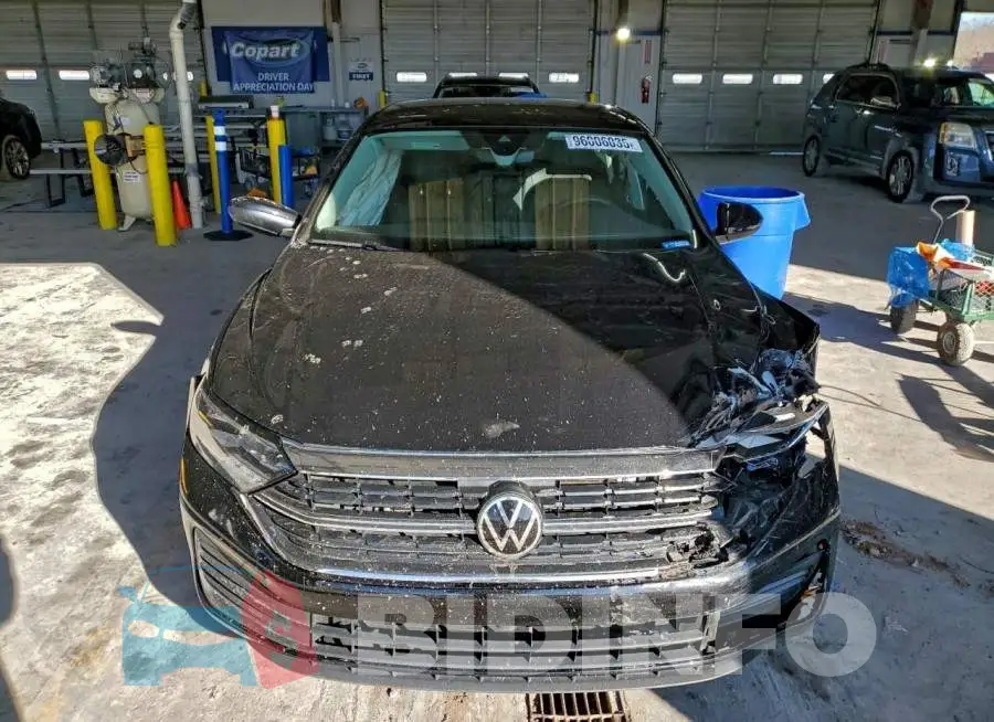 3VW7M7BU8PM021436 Photo# 5