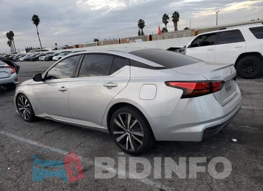 1N4BL4CV9LC145027 Photo# 2