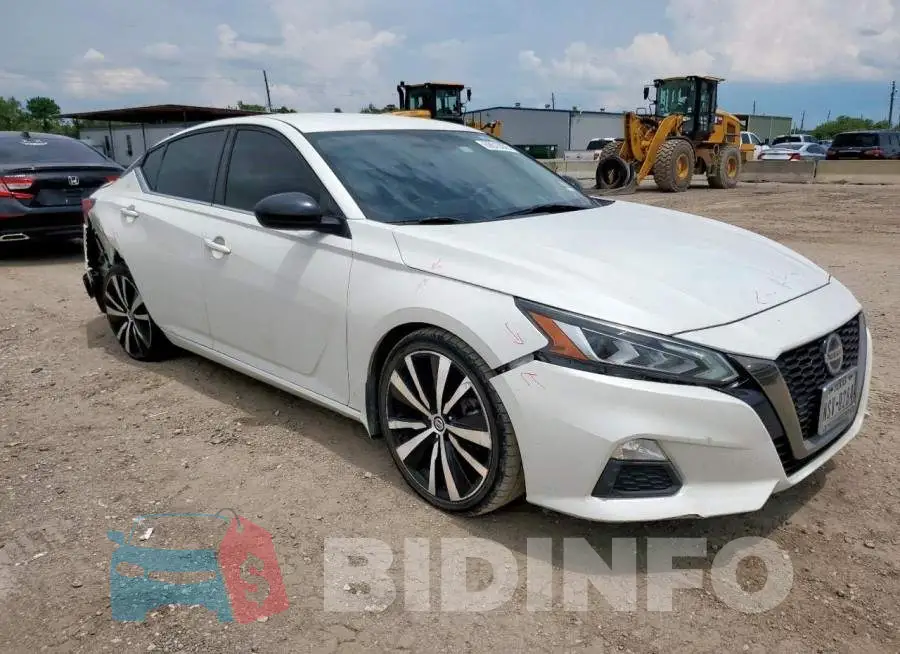 1N4BL4CV9LN309994 Photo# 4