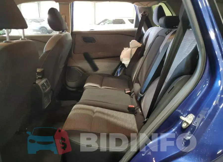 JN8BT3BBXPW218877 Photo# 11