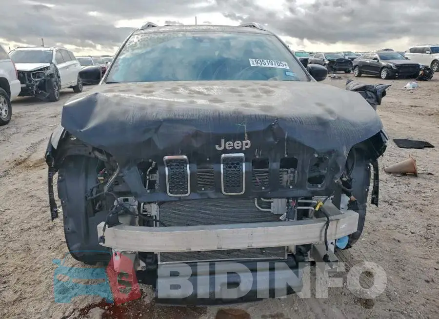 1C4PJLCB4MD136883 Photo# 5