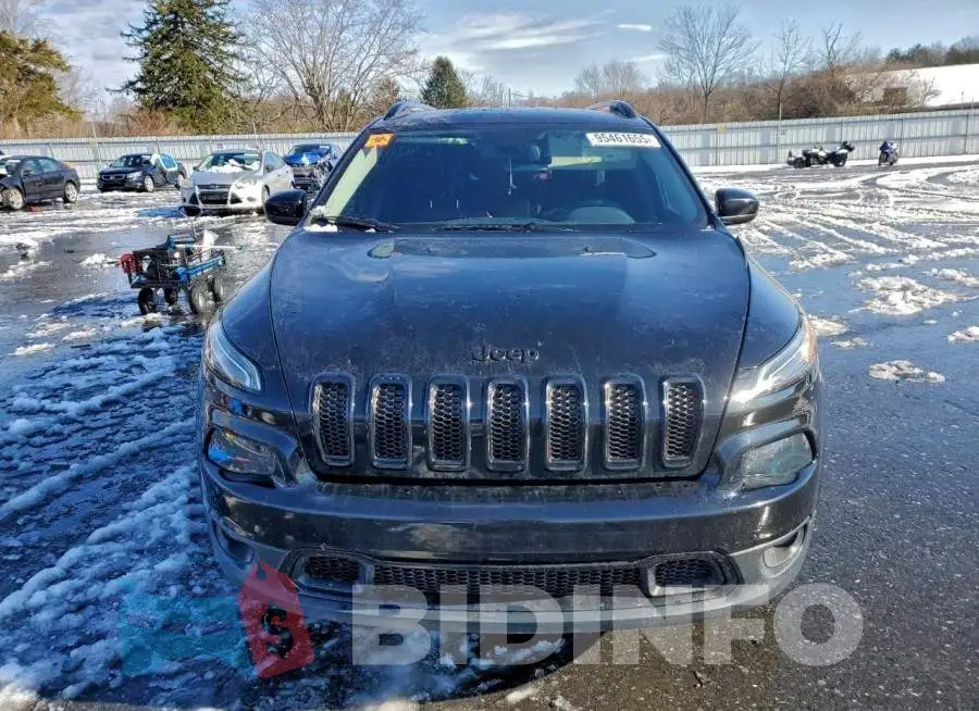 1C4PJMCB0JD575760 Photo# 5
