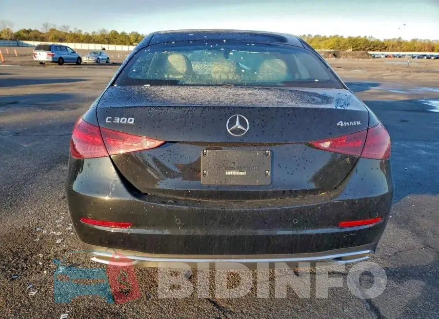 W1KAF4HB4SR250278 Photo# 6