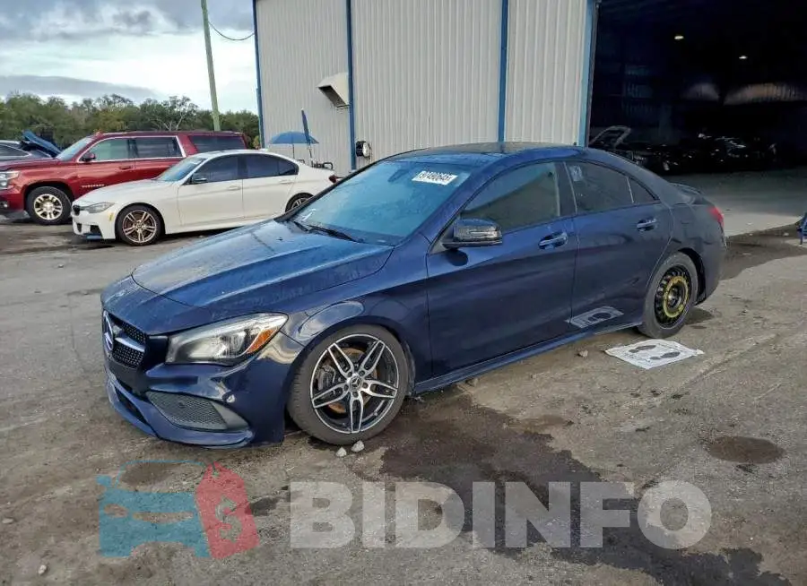 WDDSJ4EB3JN563173 Photo# 1