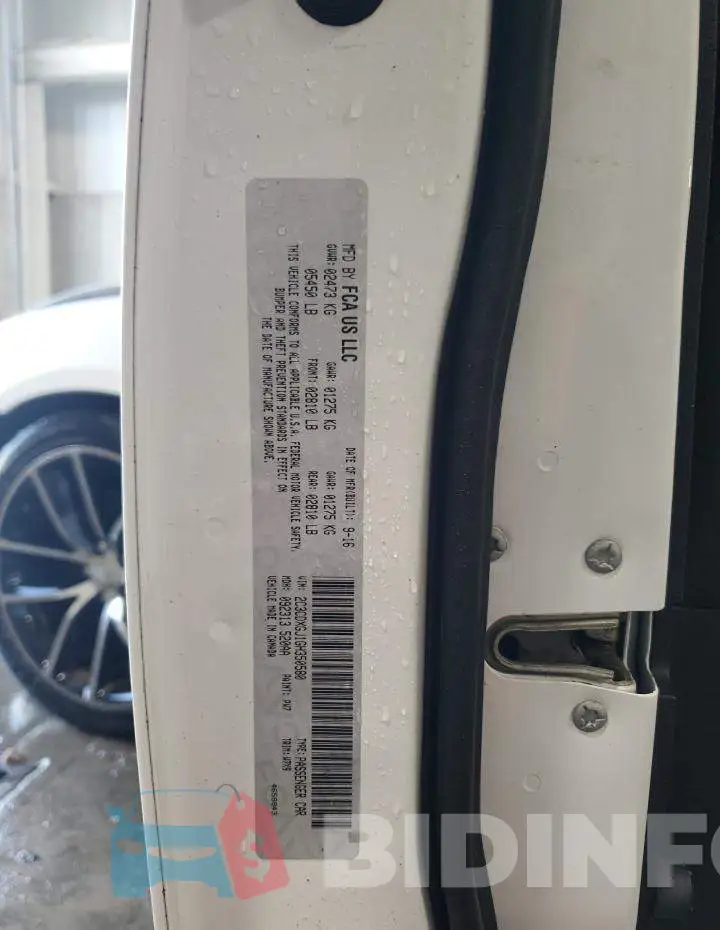 2C3CDXGJ1GH350580 Photo# 13