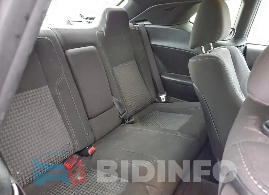 2C3CDZAG4JH138305 Photo# 10