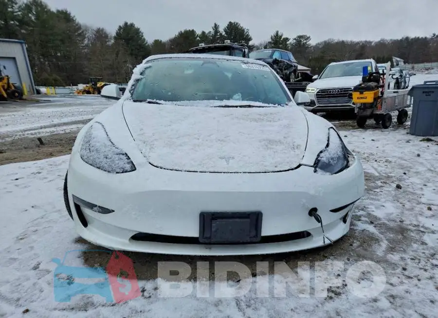 5YJ3E1EB3NF240733 Photo# 5