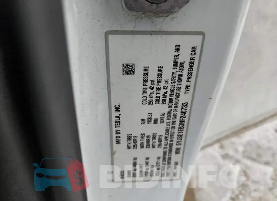 5YJ3E1EB3NF240733 Photo# 13