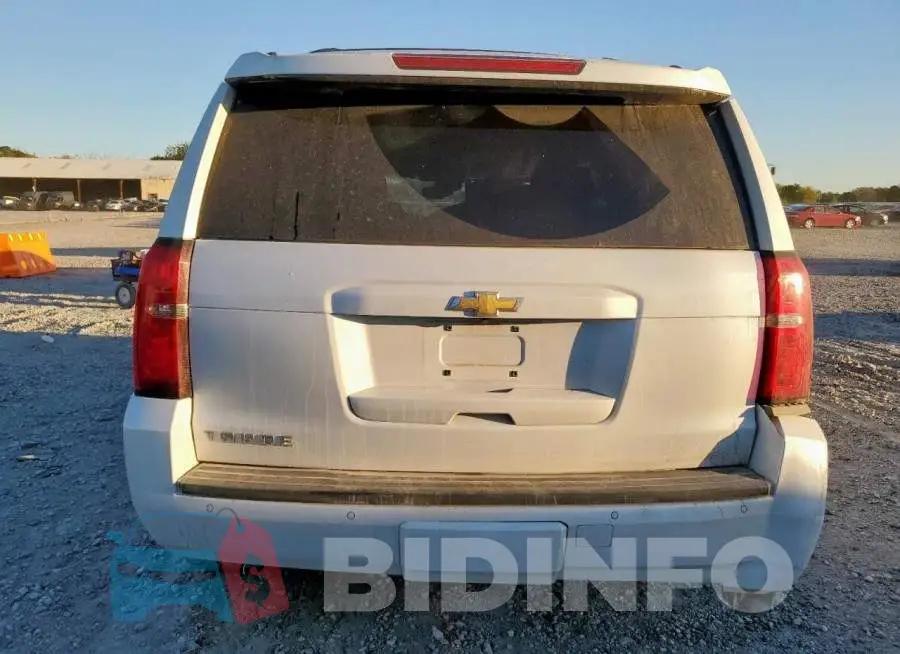 1GNSCBKC8GR274515 Photo# 6