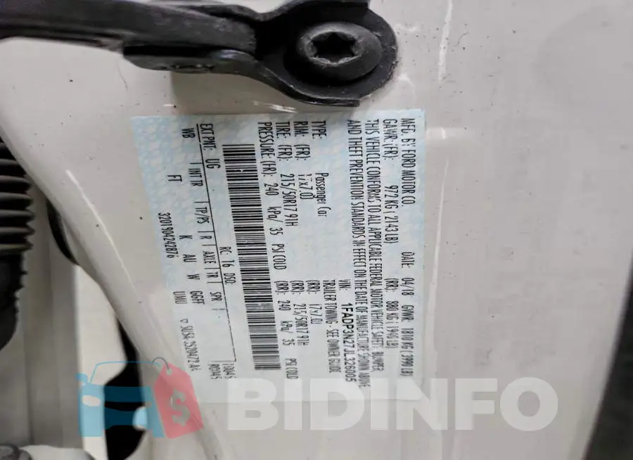 1FADP3N27JL326005 Photo# 13