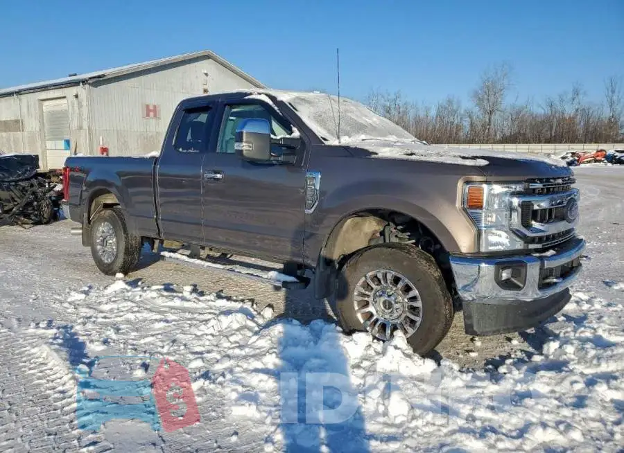 1FT7X2B69NED51815 Photo# 4