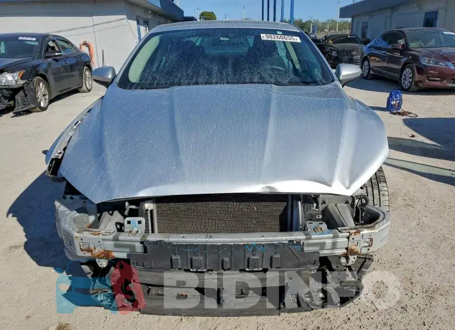 3FA6P0G73JR190148 Photo# 5