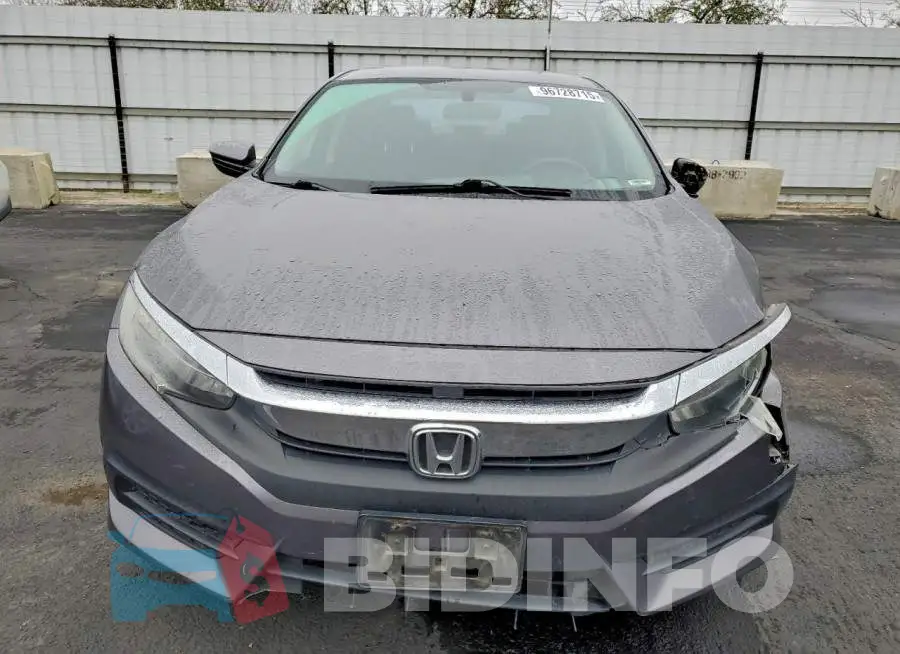 19XFC2F50GE208364 Photo# 5