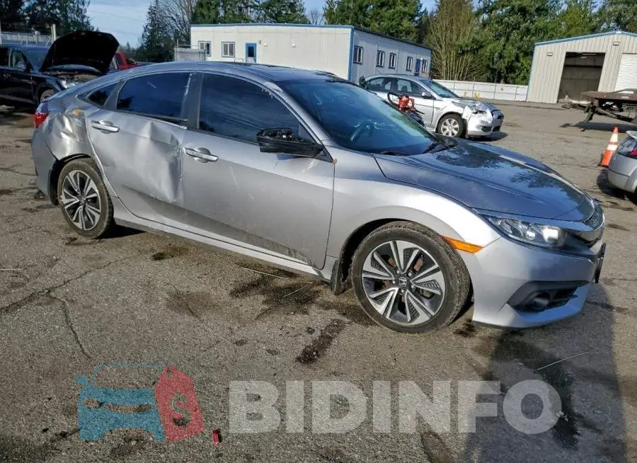 2HGFC1F38GH637069 Photo# 4