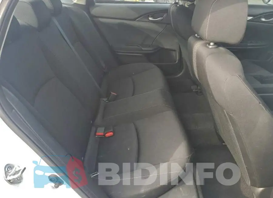 2HGFC2F65MH520447 Photo# 10