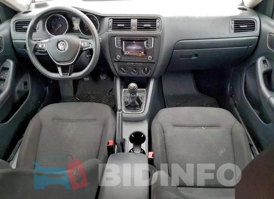 3VW167AJ2GM303417 Photo# 8