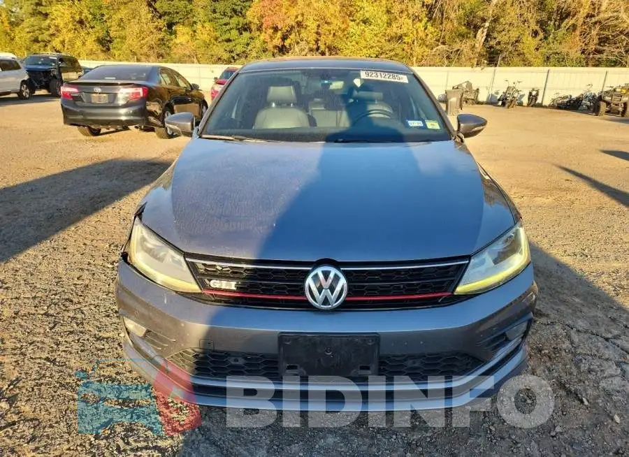 3VW4T7AJ4HM348107 Photo# 5