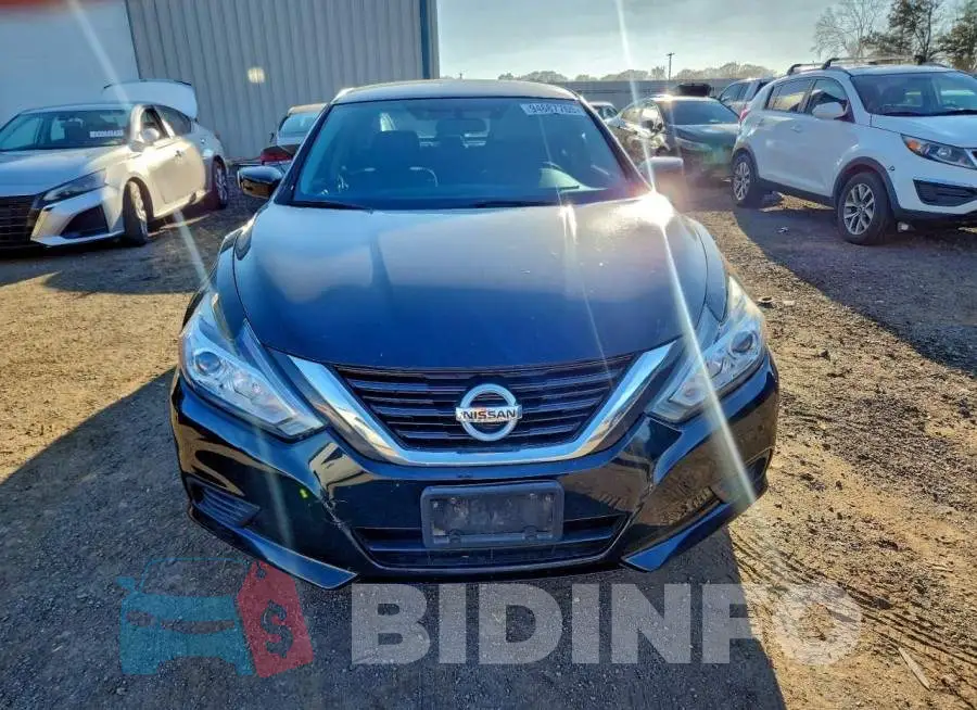 1N4AL3AP1HC124674 Photo# 5