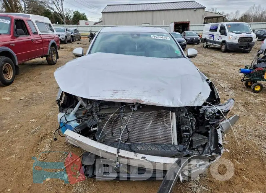 1N4BL4EV7PN371543 Photo# 5