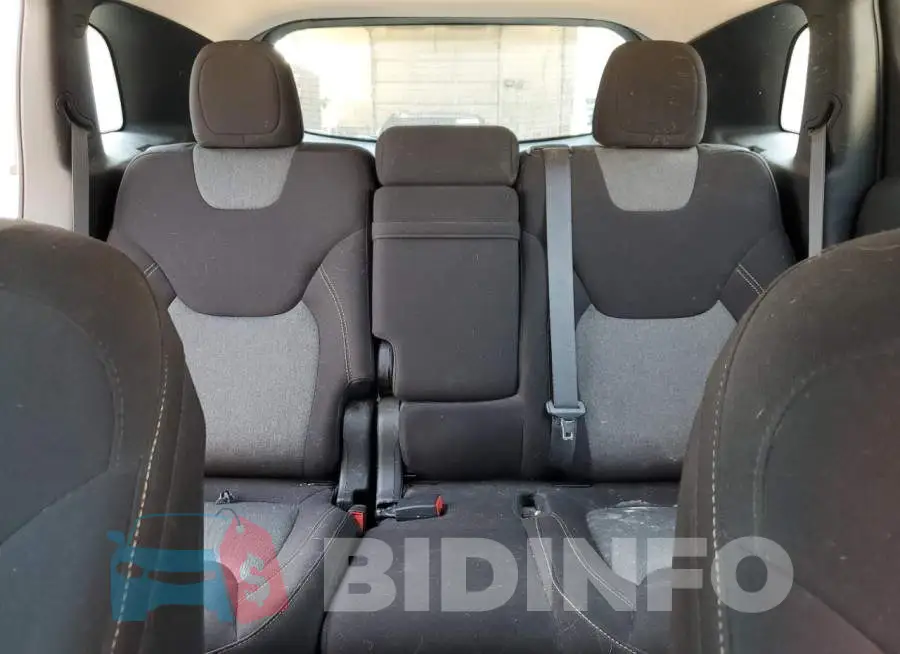 1C4PJMAB6HD220797 Photo# 10