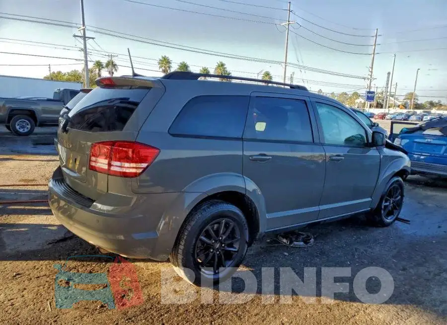 3C4PDCAB1LT279180 Photo# 3