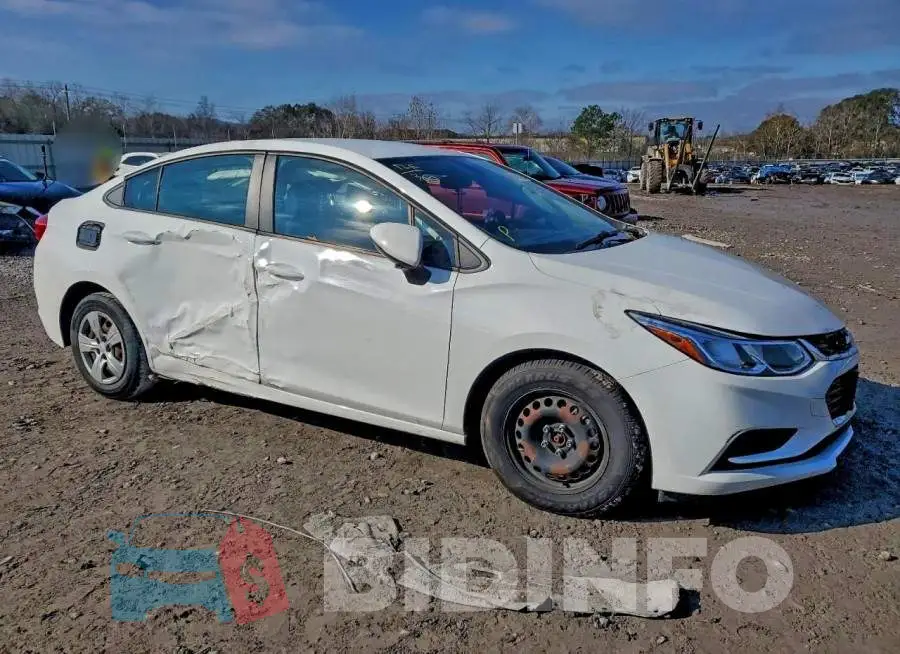 1G1BC5SM2J7163246 Photo# 4
