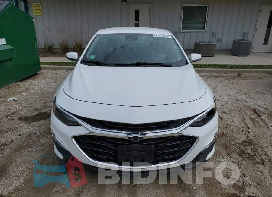 1G1ZG5ST2RF181838 Photo# 5