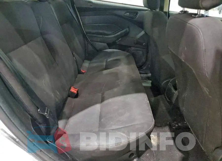 1FADP3E24HL302884 Photo# 10