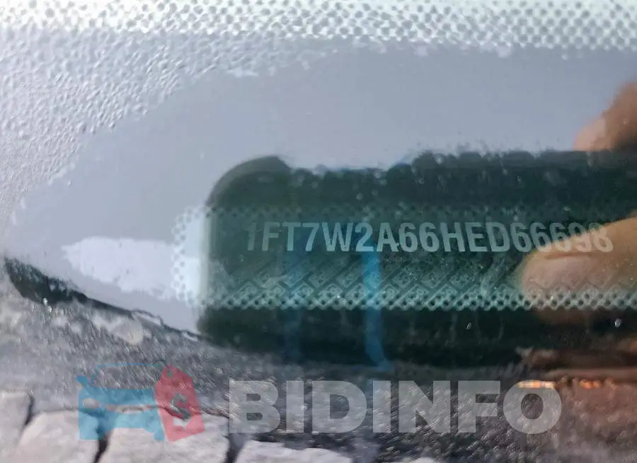 1FT7W2A66HED66698 Photo# 12