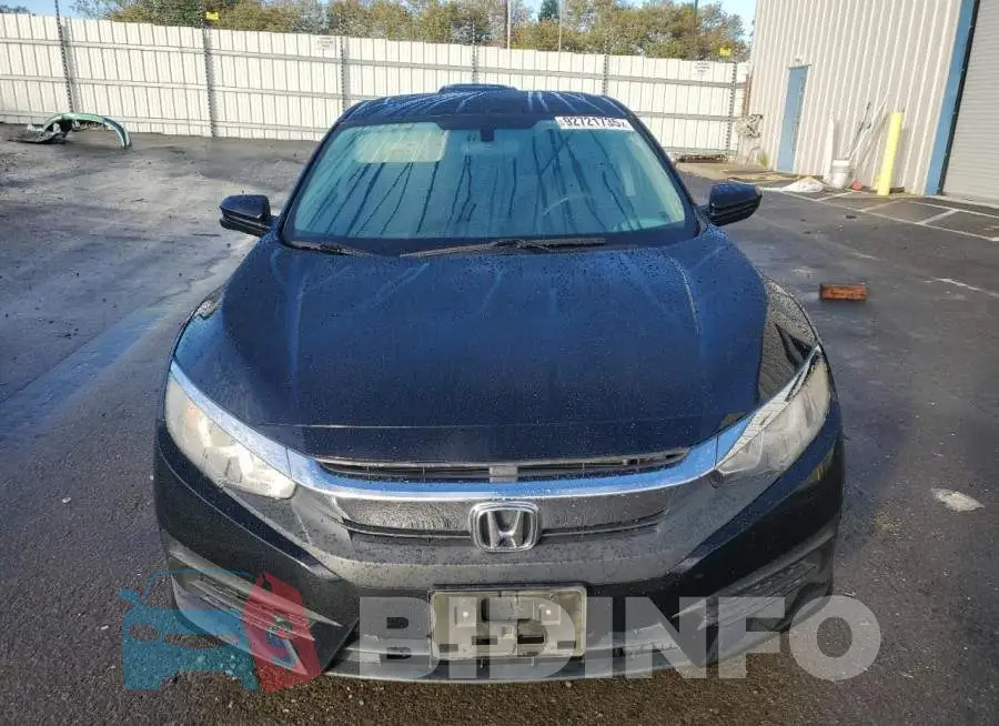 19XFC2F72HE207929 Photo# 5