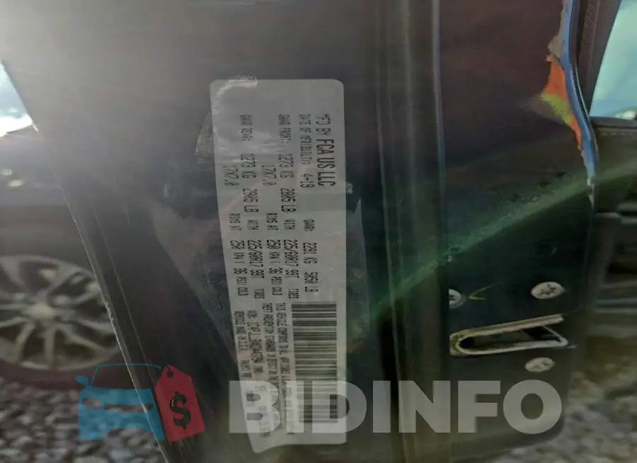1C4PJLLBXKD443794 Photo# 13
