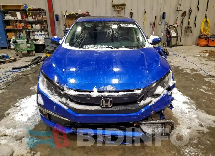 19XFC1F32LE201225 Photo# 5