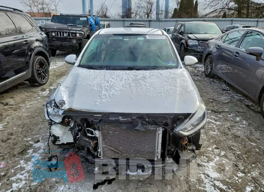 3KPC24A6XLE093140 Photo# 5