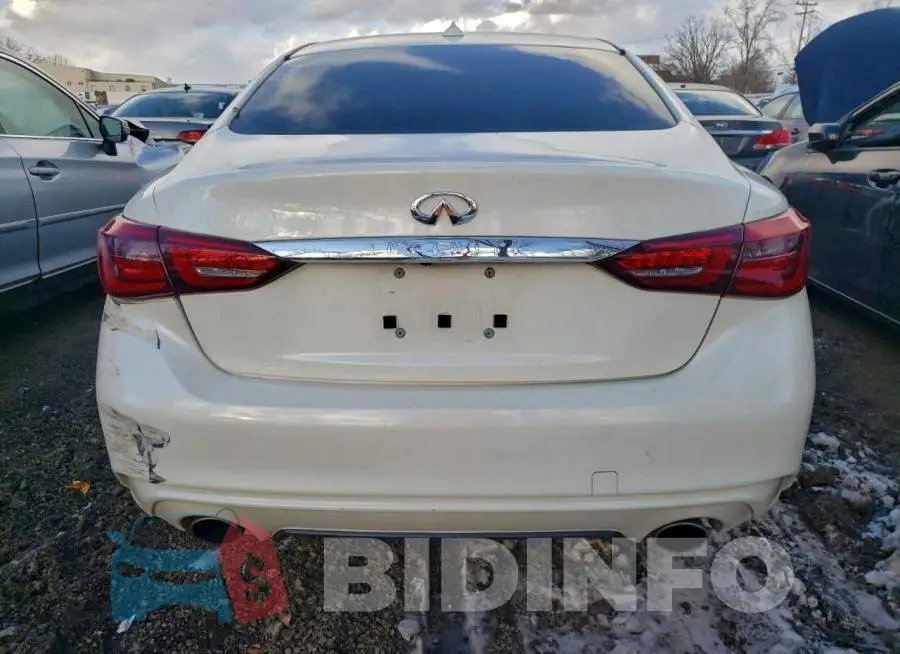 JN1EV7AR0KM555350 Photo# 6