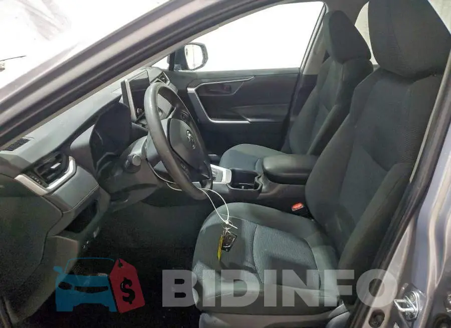 2T3F1RFV6RC401741 Photo# 7