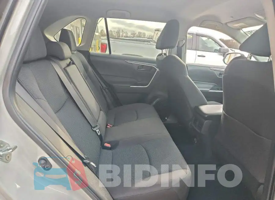 2T3G1RFV8RC408548 Photo# 10