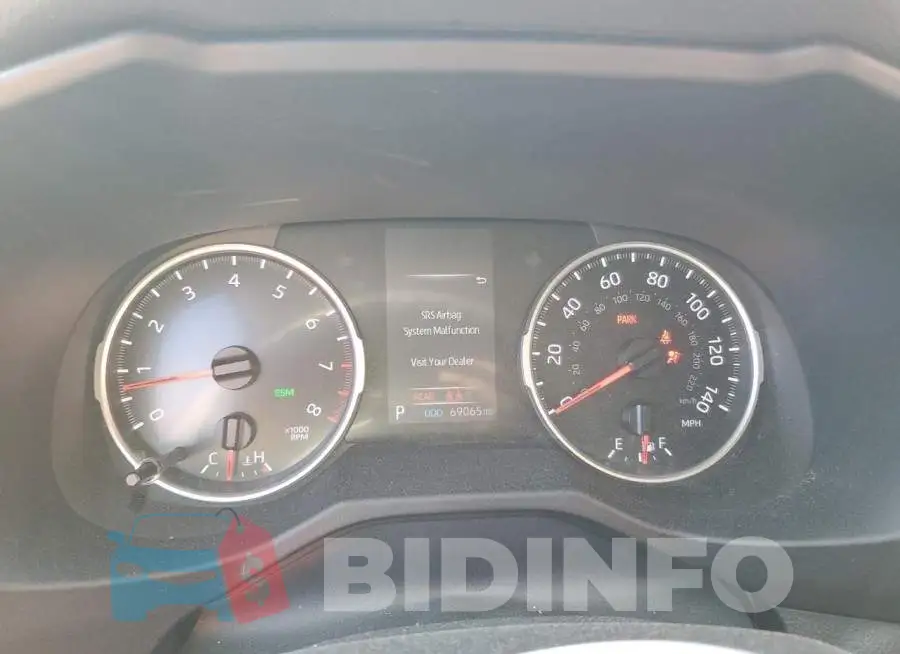 2T3P1RFV7MW147727 Photo# 9